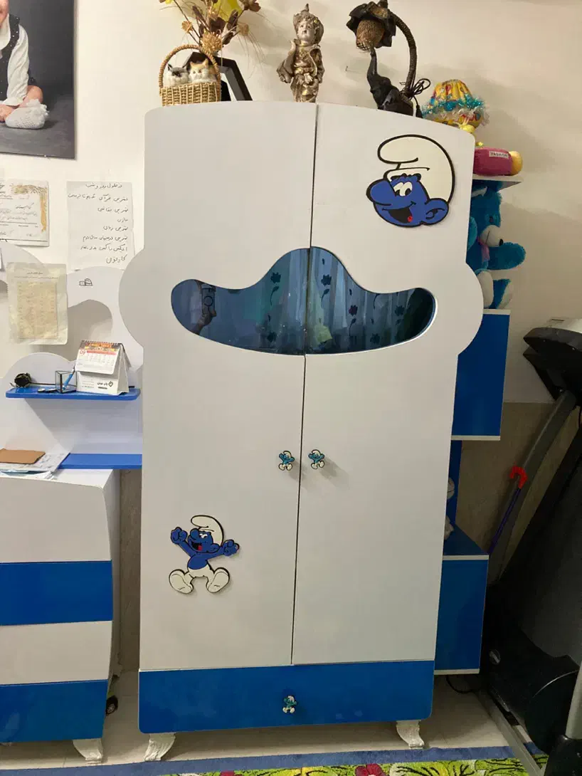 تخت و کمد|اسباب و اثاث بچه|یزد, |دیوار