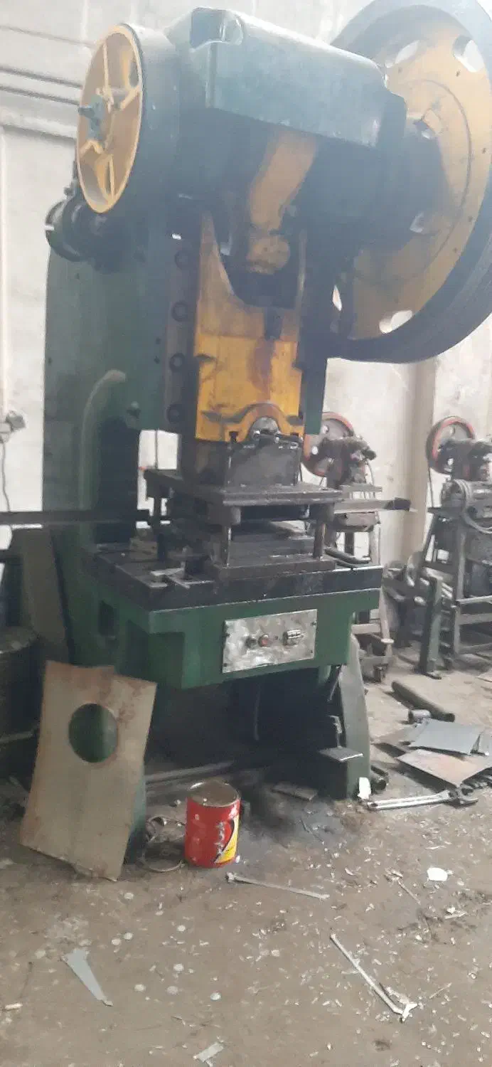 خدمات پرسکاری برشکاری رنگ پودری و وپرس جوش|خدمات پیشه و مهارت|تبریز, |دیوار