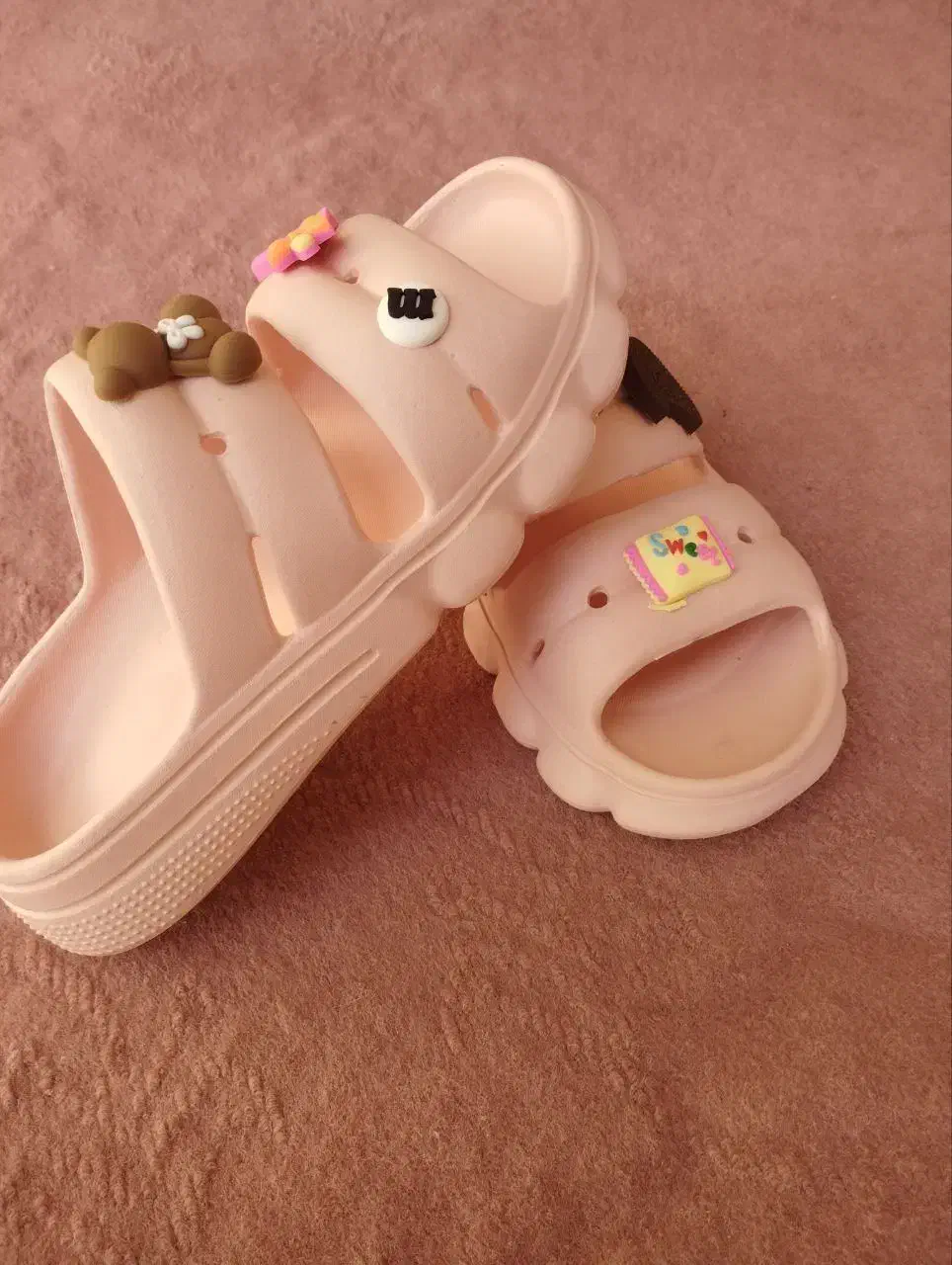 دمپایی فانتزی|کیف، کفش، کمربند|تربت‌حیدریه, ترمینال|دیوار