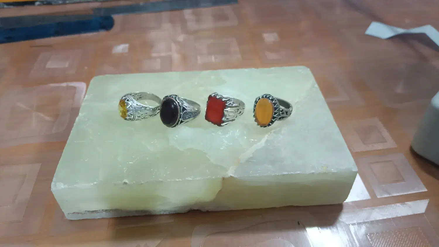 انگشتر عقیق و سیترین و شرف الشمس|جواهرات|قم, صفاشهر|دیوار