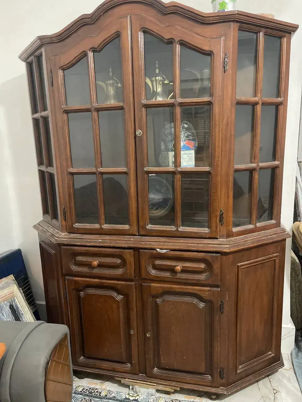 بوفه چوب گردو|بوفه، ویترین، کنسول|آبادان, |دیوار