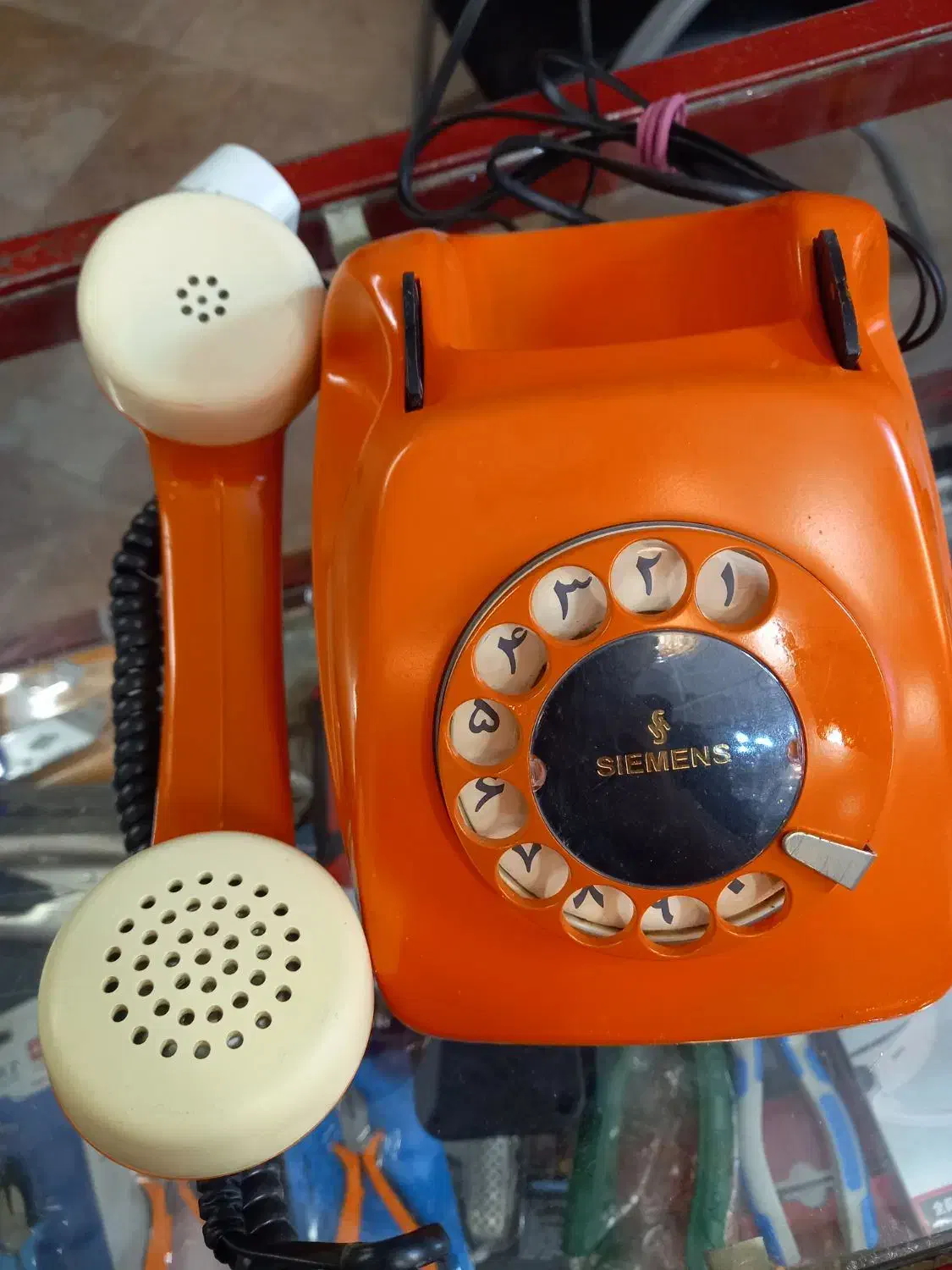 تلفن siemens کاملا سالم|تلفن رومیزی|حمیدیا, |دیوار