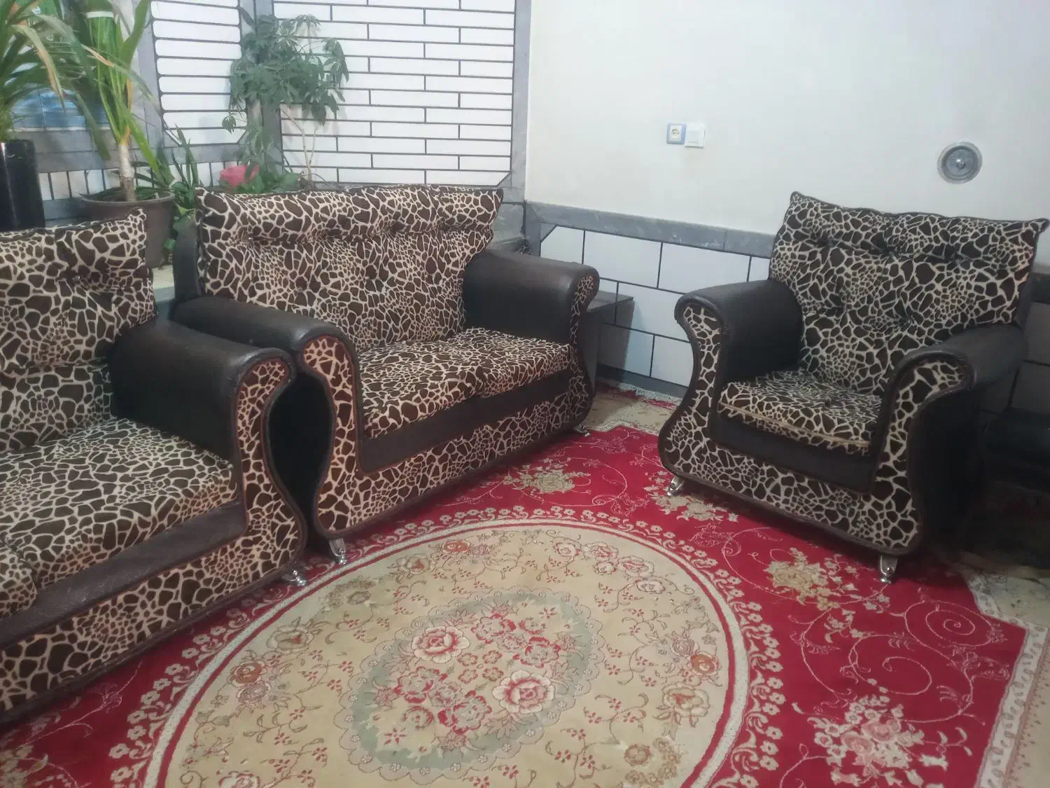 مبل ۷نفره|مبلمان خانگی و میز عسلی|کازرون, |دیوار