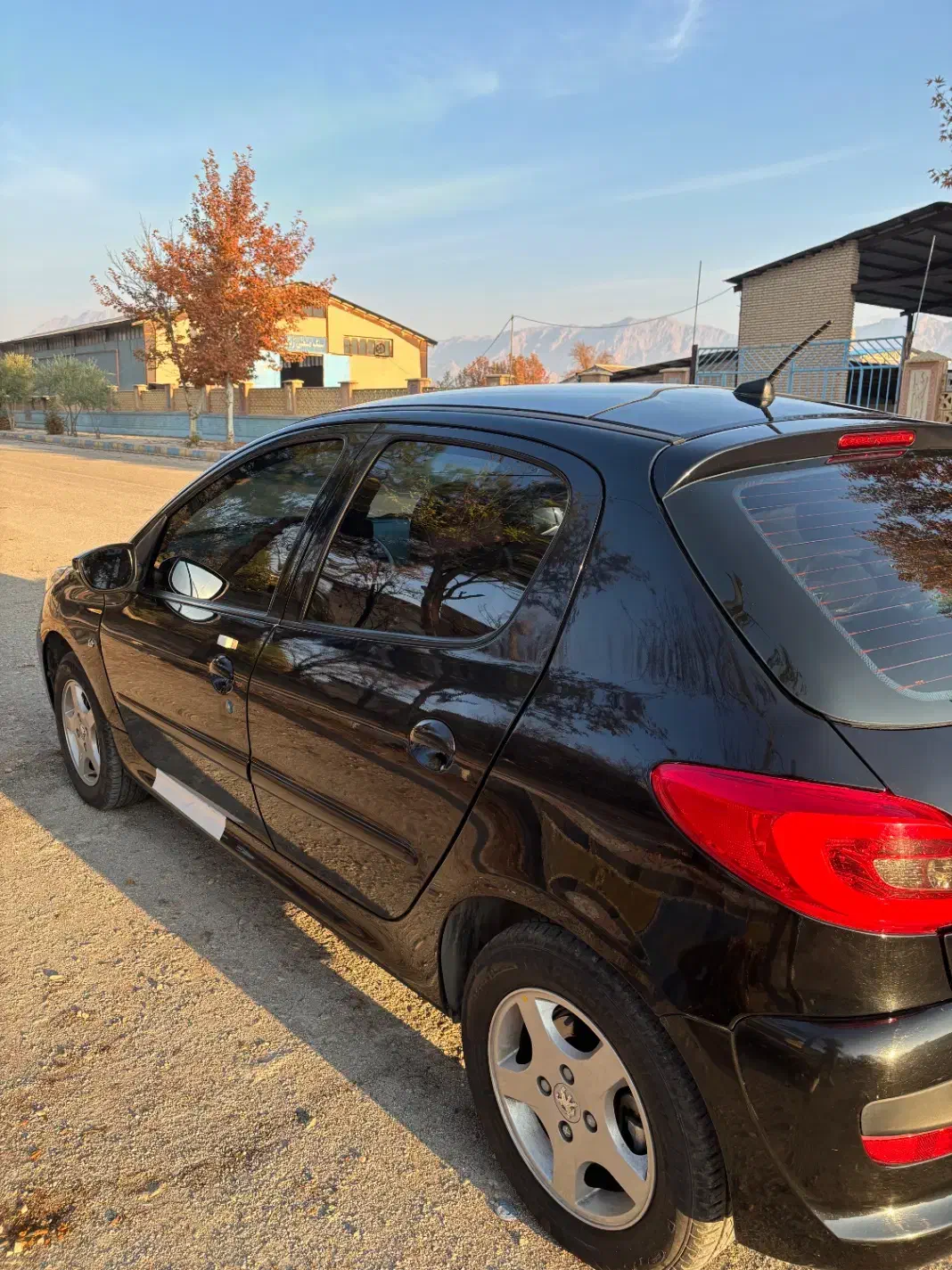 ۲۰۷ پانا 402 در حد خشک|خودرو سواری و وانت|خرمآباد, |دیوار