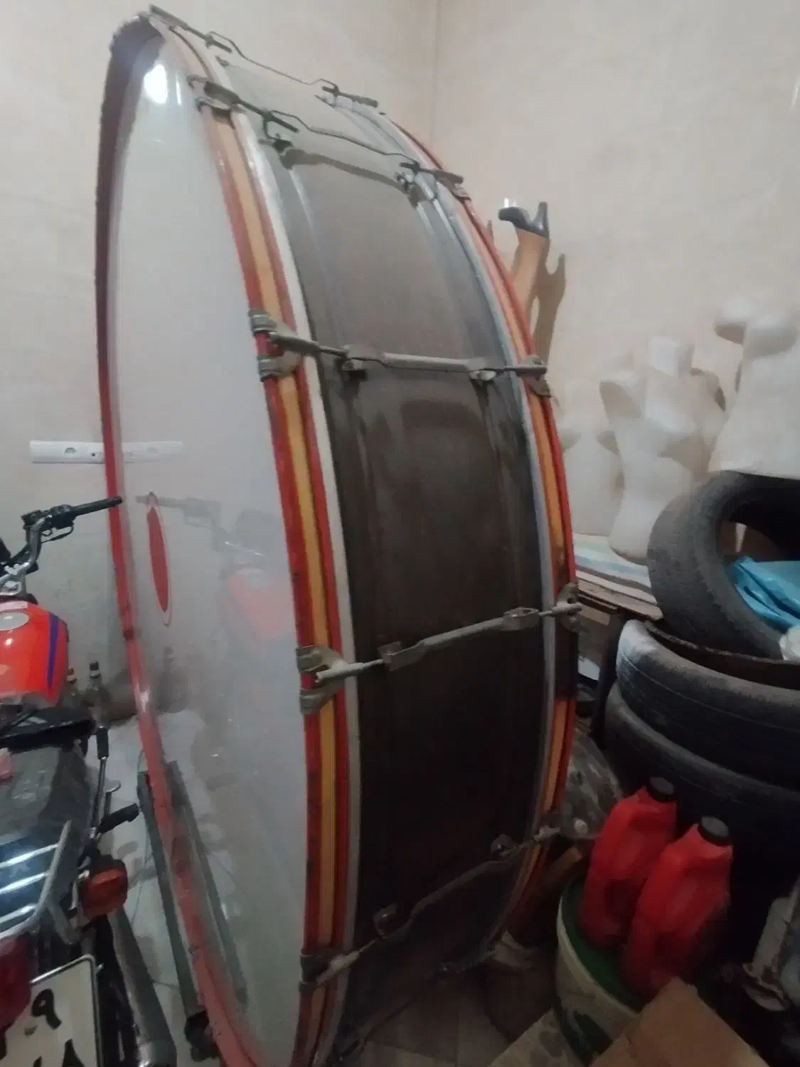 طبل ۲متری باچرخ|درام و پرکاشن|نظرآباد, شهرک سید جمال الدین|دیوار