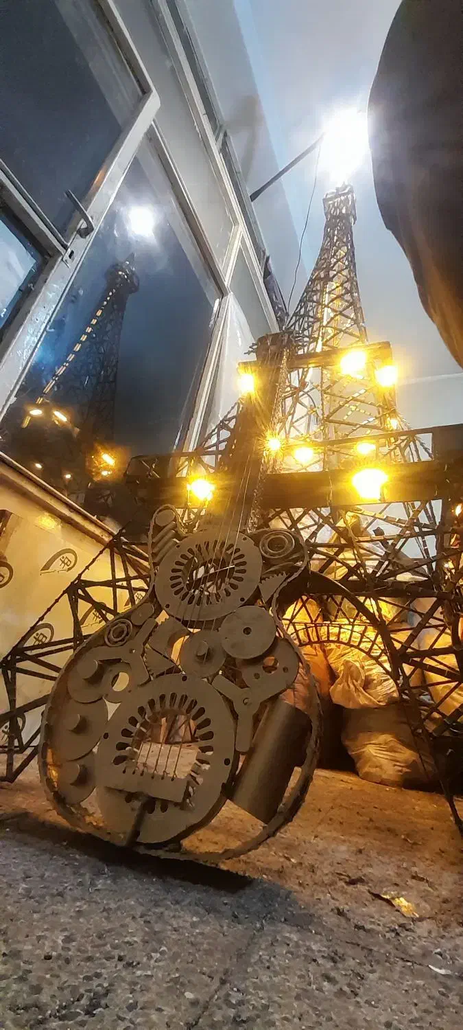 مجسمه برج ایفل فلزی|مجسمه، تندیس، ماکت|تبریز, |دیوار