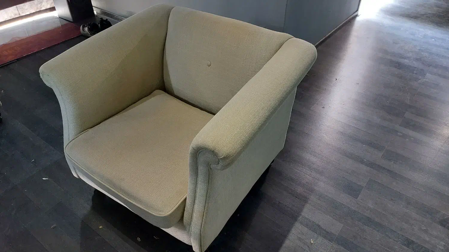 مبل ۴ نفره|مبلمان خانگی و میز عسلی|کیش, |دیوار