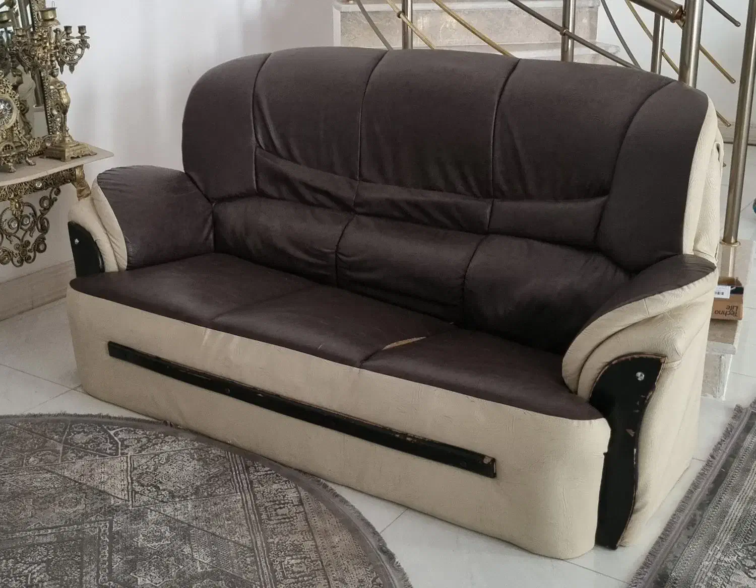 مبل راحتی چرم|مبلمان خانگی و میز عسلی|زرند, |دیوار