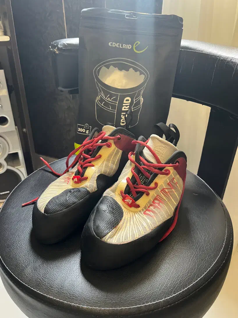 کفش سنگنوردی مدراک|کوهنوردی و کمپینگ|رشت, یخسازی|دیوار