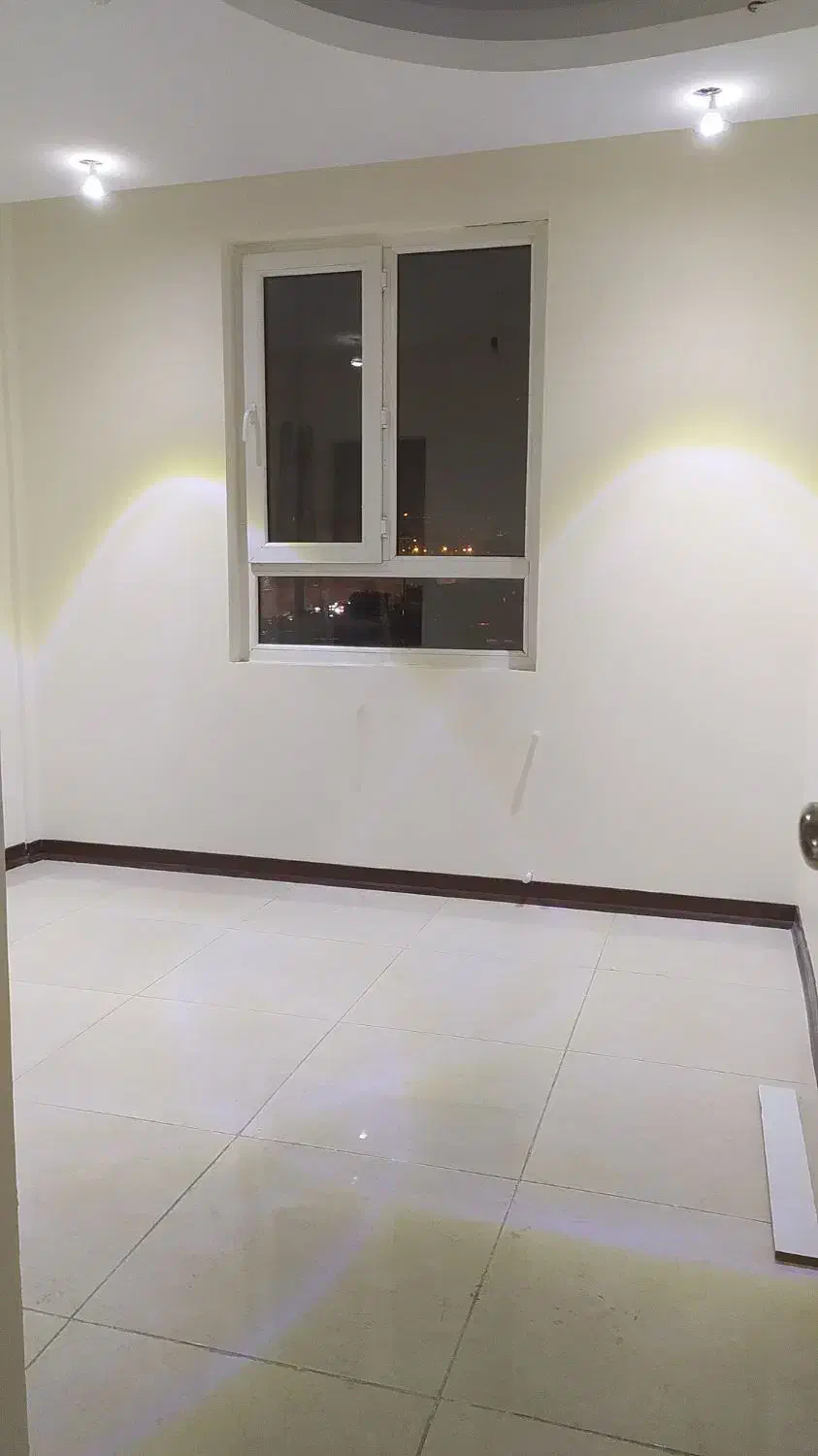 60 متر  تک واحدی  با پارکینگ غیر مزاحم