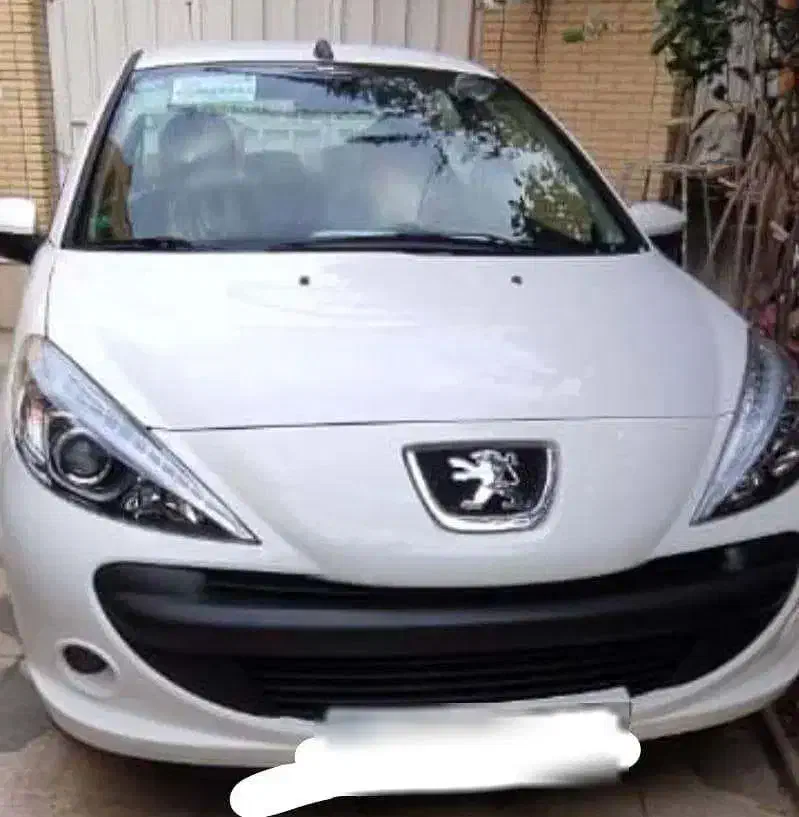 ۲۰۷ سفید|خودرو سواری و وانت|شیراز, شهرک پرواز|دیوار