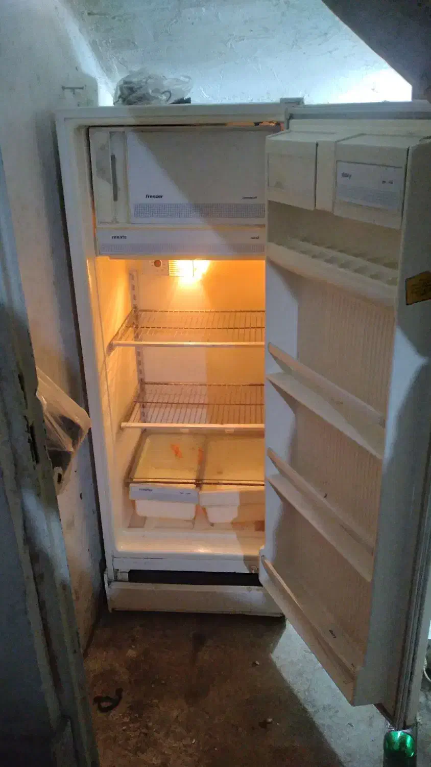 یخچال ارج به همراه محافظ|یخچال و فریزر|آزادشهر, |دیوار