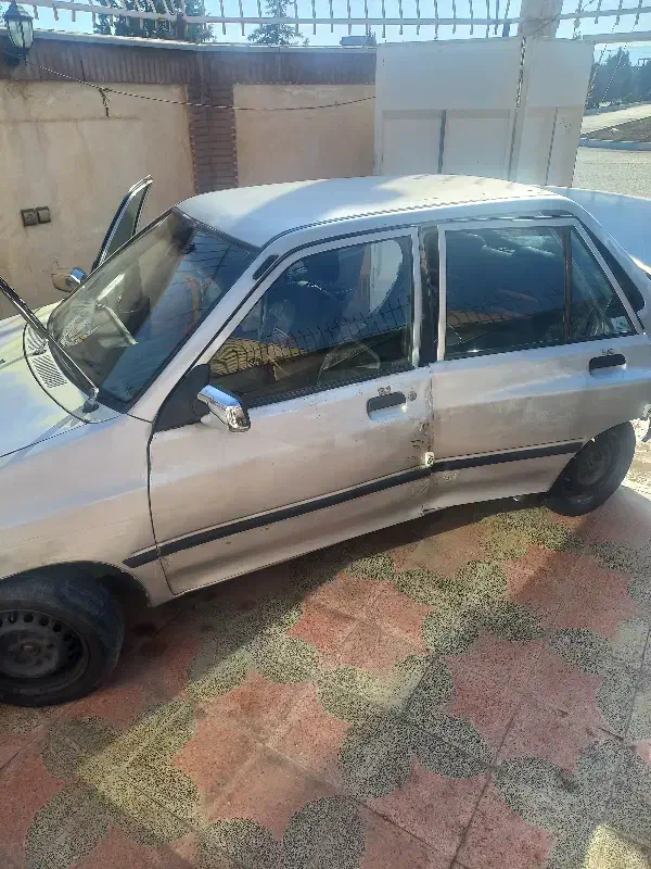 پرایدصندوق دار ۸۲ نقره ایی|خودرو سواری و وانت|مبارکه, |دیوار