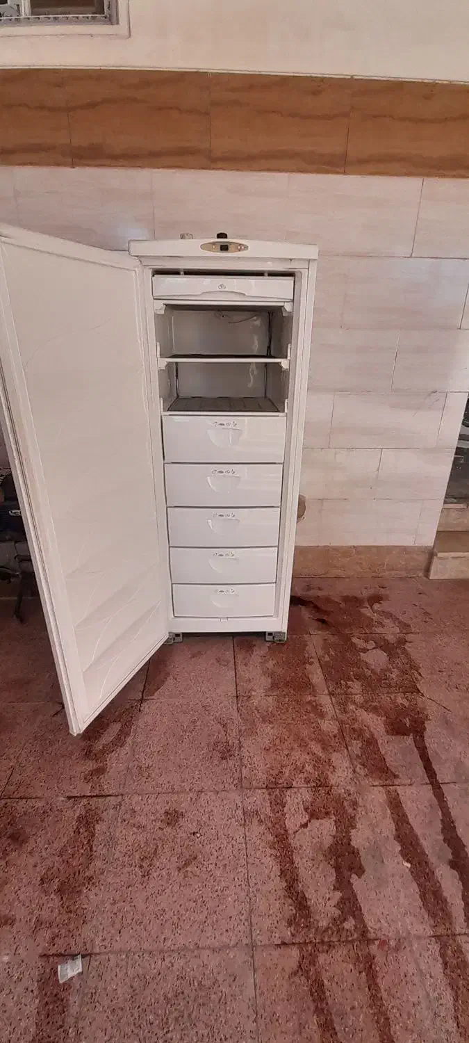 فریزر|یخچال و فریزر|شاهین‌شهر, شهرک گلدیس|دیوار