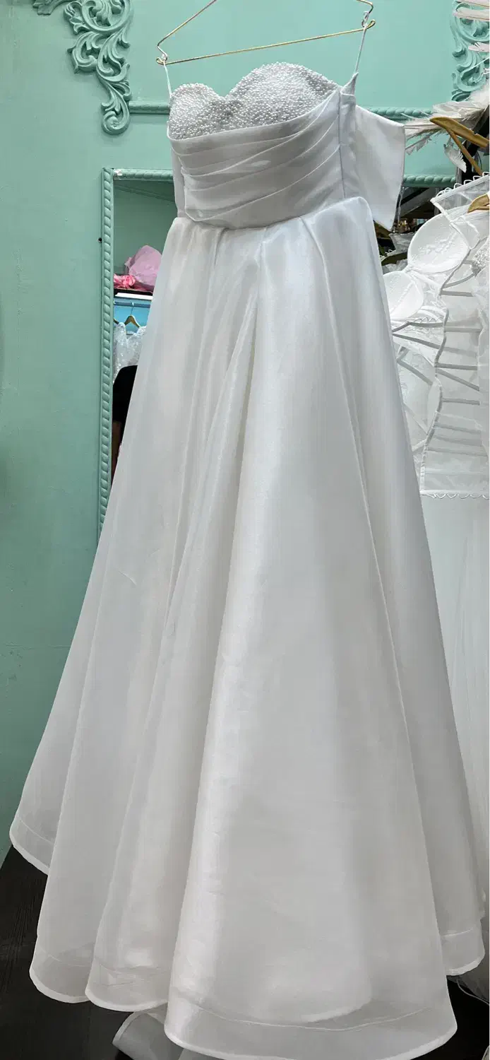 لباس عروس،کفش عروس،دسته گل|لباس|بیرجند, |دیوار