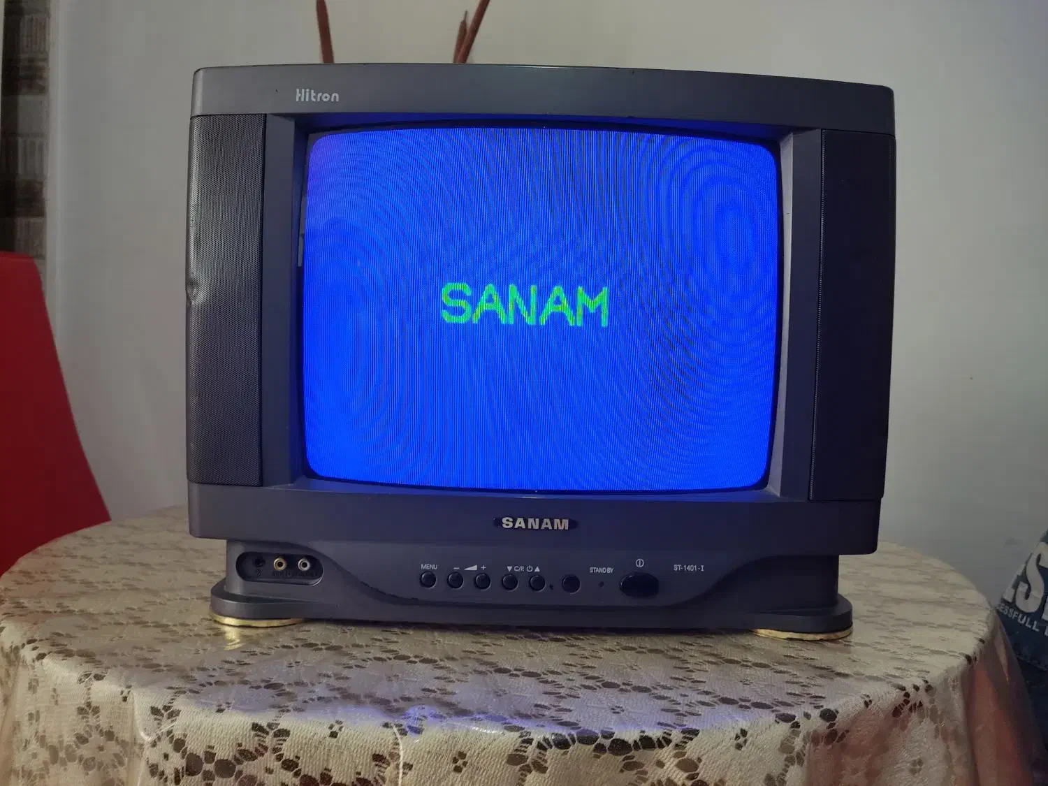 تی وی ۱۴ اینج سالم با کنترل|تلویزیون و پروژکتور|تهران, شهید رجایی|دیوار