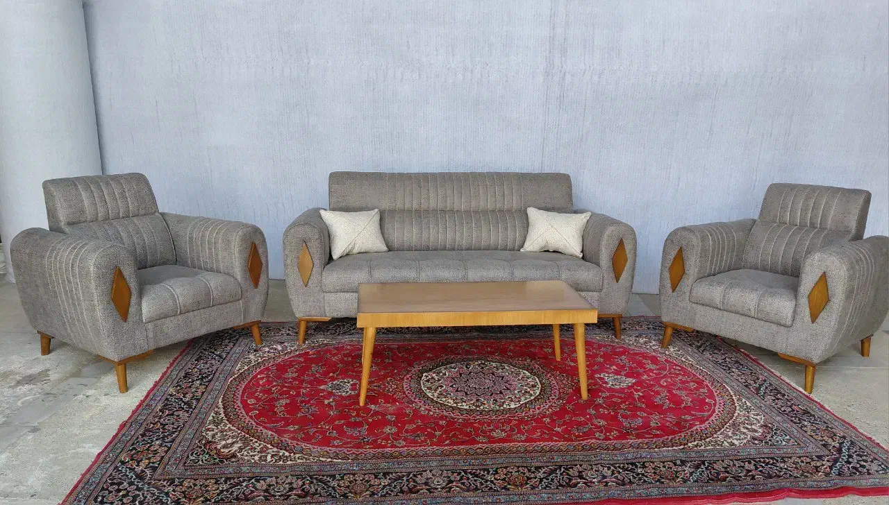 مبل راحتی|مبلمان خانگی و میز عسلی|اصفهان, قهجاورستان|دیوار