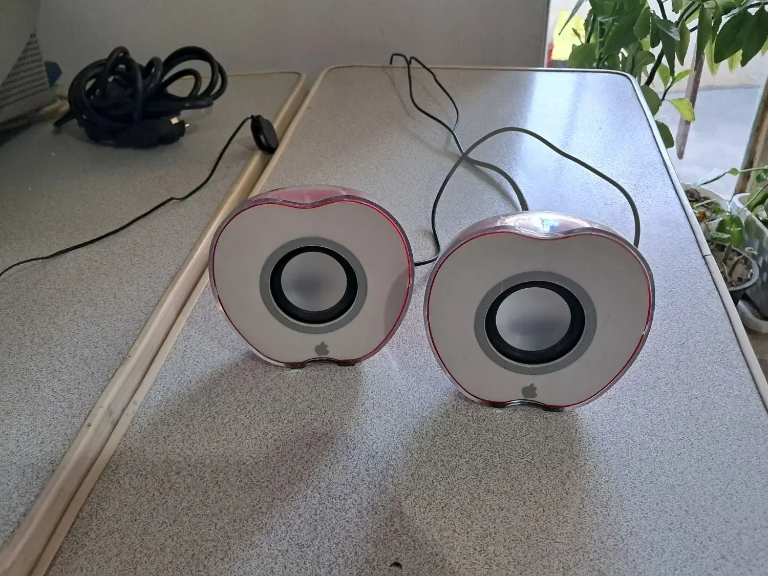 کامپیوتر|رایانه رومیزی|نقده, |دیوار