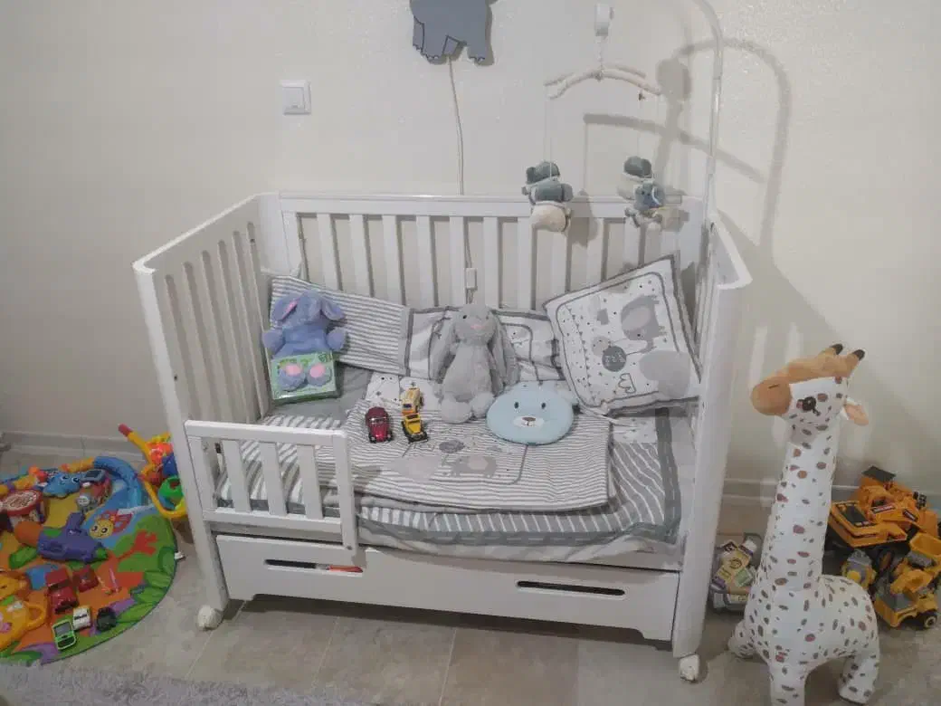 سرویس خواب نوزاد|تخت و سرویس خواب|شاهین‌شهر, شهرک امام علی|دیوار