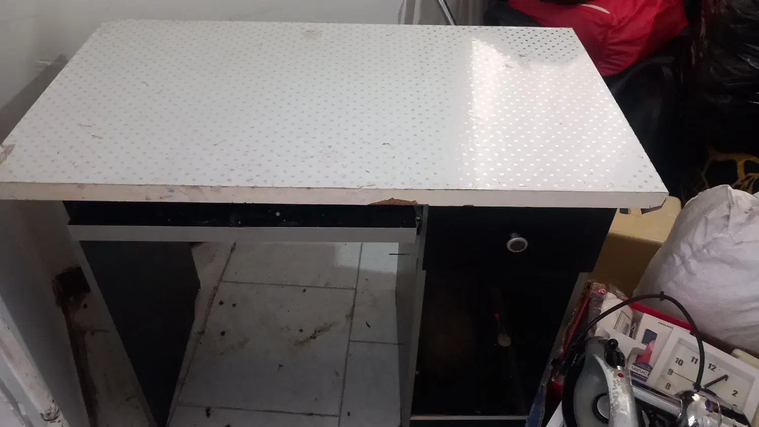 میز تحریر|میز تحریر و کامپیوتر|رشت, ترمینال|دیوار