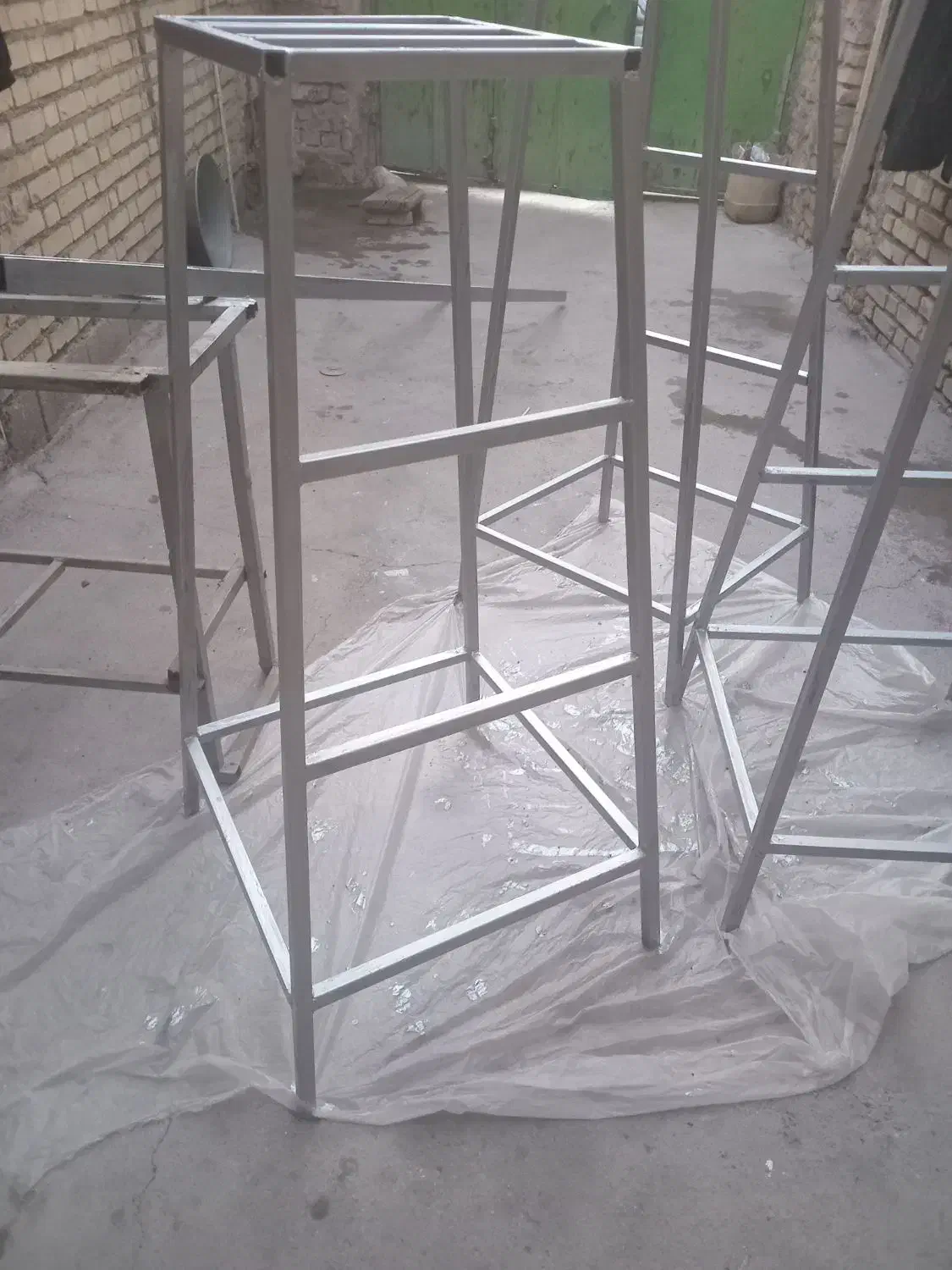 ساخت چهارپایه و نردبان و منقل|عمدهفروشی|دزفول, |دیوار