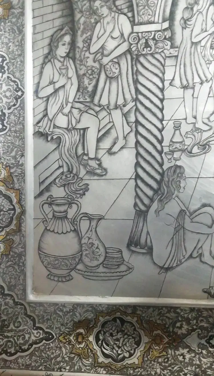 اجناس آنتیک هنری|کلکسیون اشیاء عتیقه|اصفهان, باغ دریاچه|دیوار