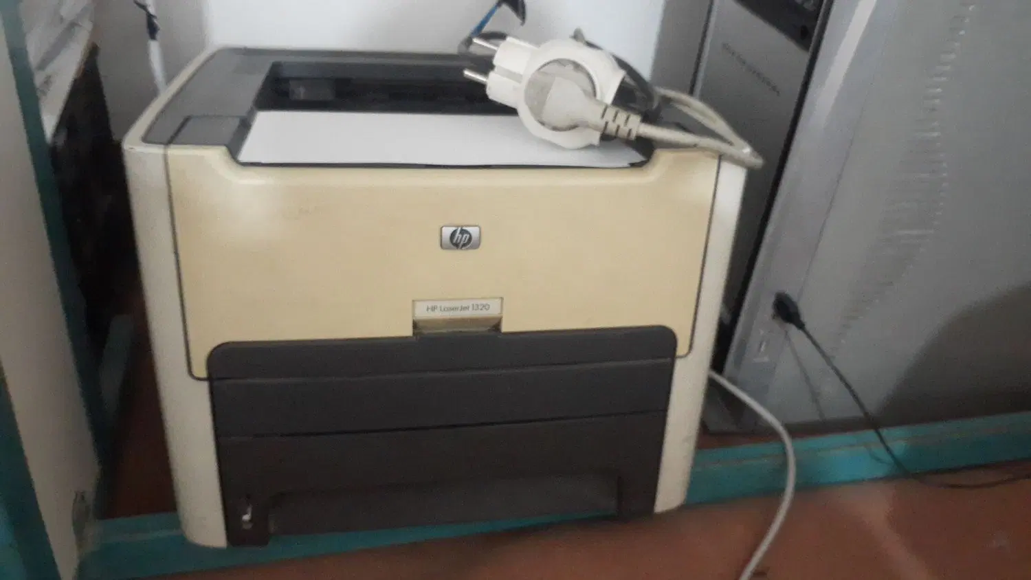 چاپگر ۱۳۲۰  hp|پرینتر، اسکنر، کپی، فکس|خرمشهر, |دیوار