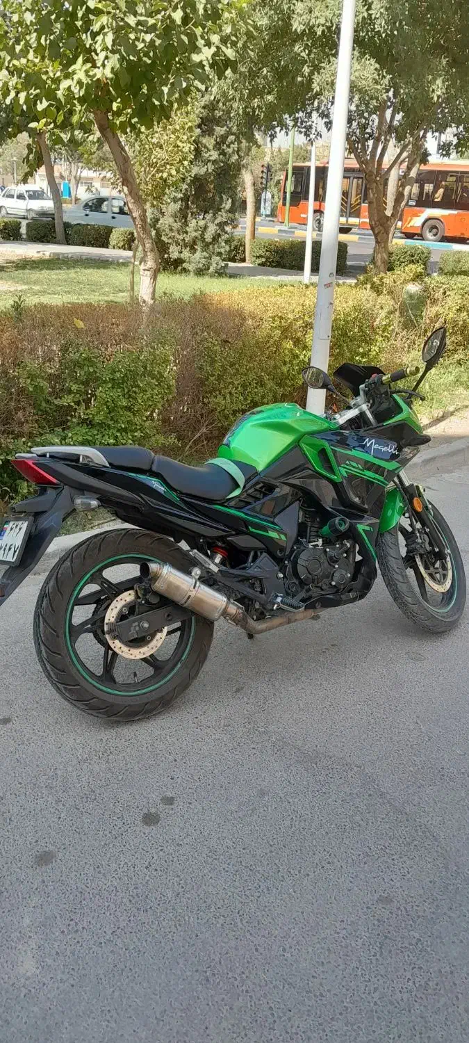 مگلی۲۰۰|موتورسیکلت|اصفهان, دستگرده|دیوار