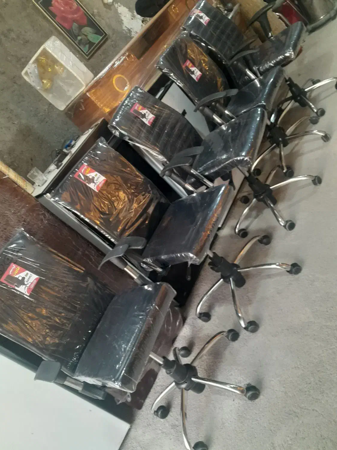 صندلی مدیریتی چرخدار درحدخشک سمساری کوهکن|حراج|زابل, |دیوار