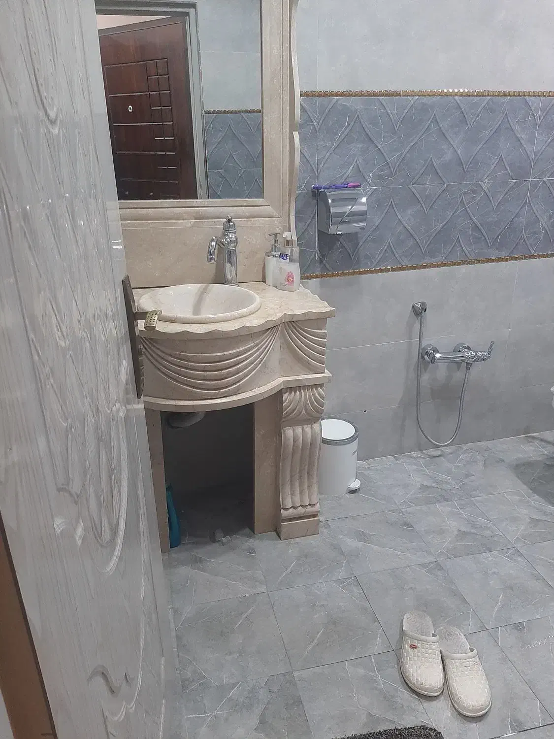 فروش آپارتمان ۱۵۵ متر شهرک روحانیون|فروش آپارتمان|نسیمشهر, |دیوار