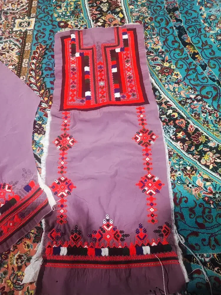 لباس بچگانه|کفش و لباس بچه|میرجاوه, |دیوار