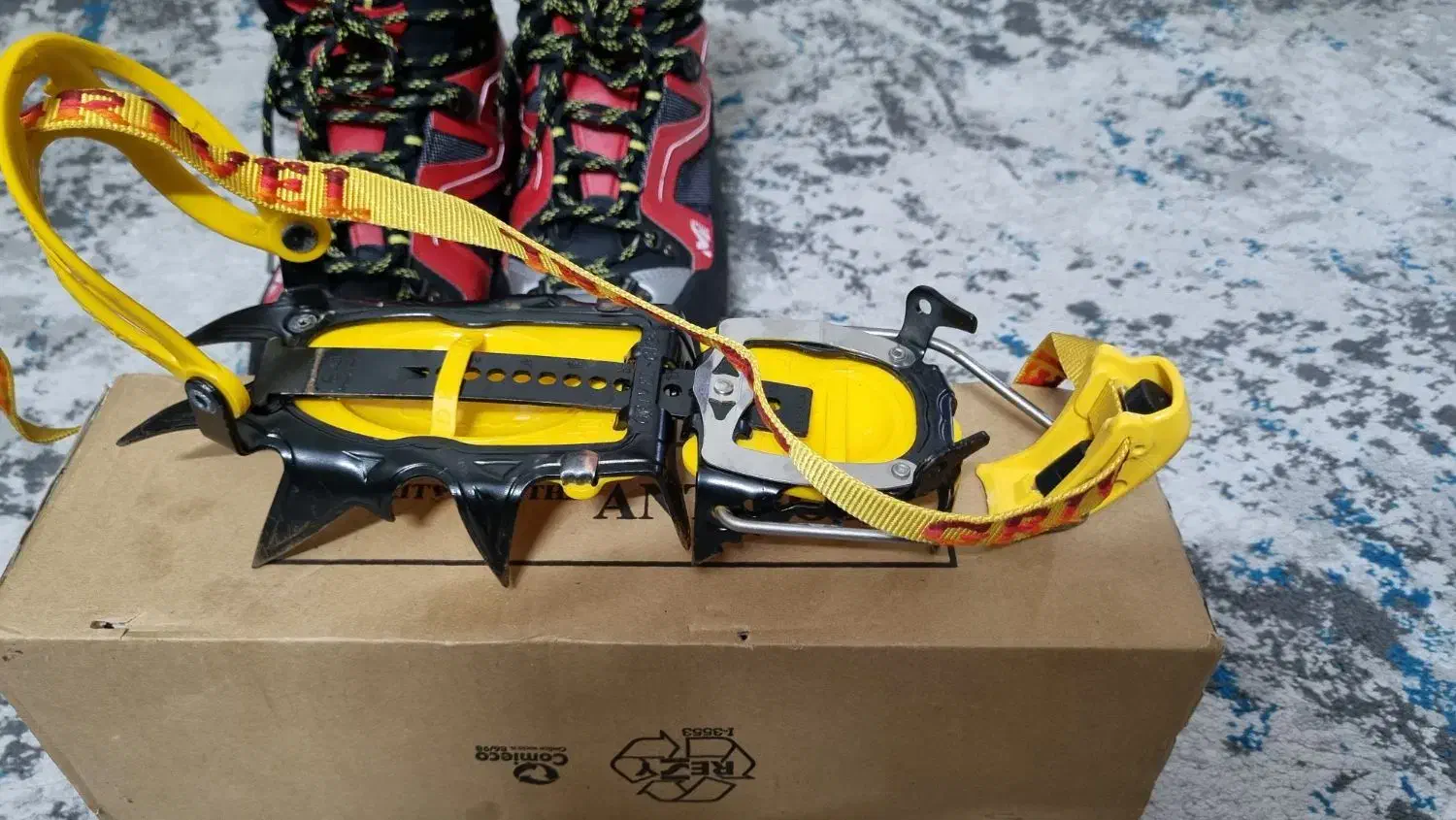 فروش کرامپون گریول نیمه اتومات|کوهنوردی و کمپینگ|الیگودرز, |دیوار