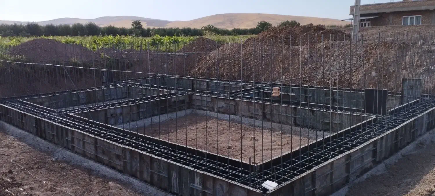 به چند نفر برای ارماتوبندی نیازمندیم|استخدام معماری، عمران و ساختمانی|نقده, |دیوار