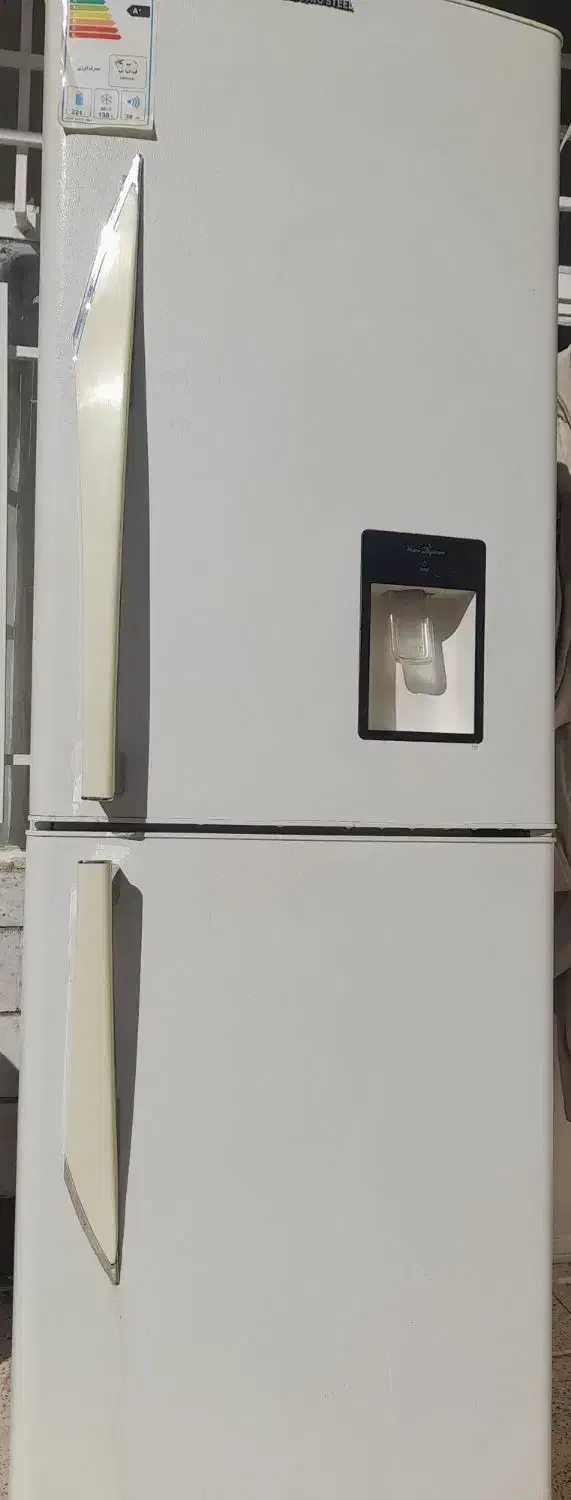 یخچال و فریزر الکترو استیل..سالم تمیز|یخچال و فریزر|تاکستان, |دیوار