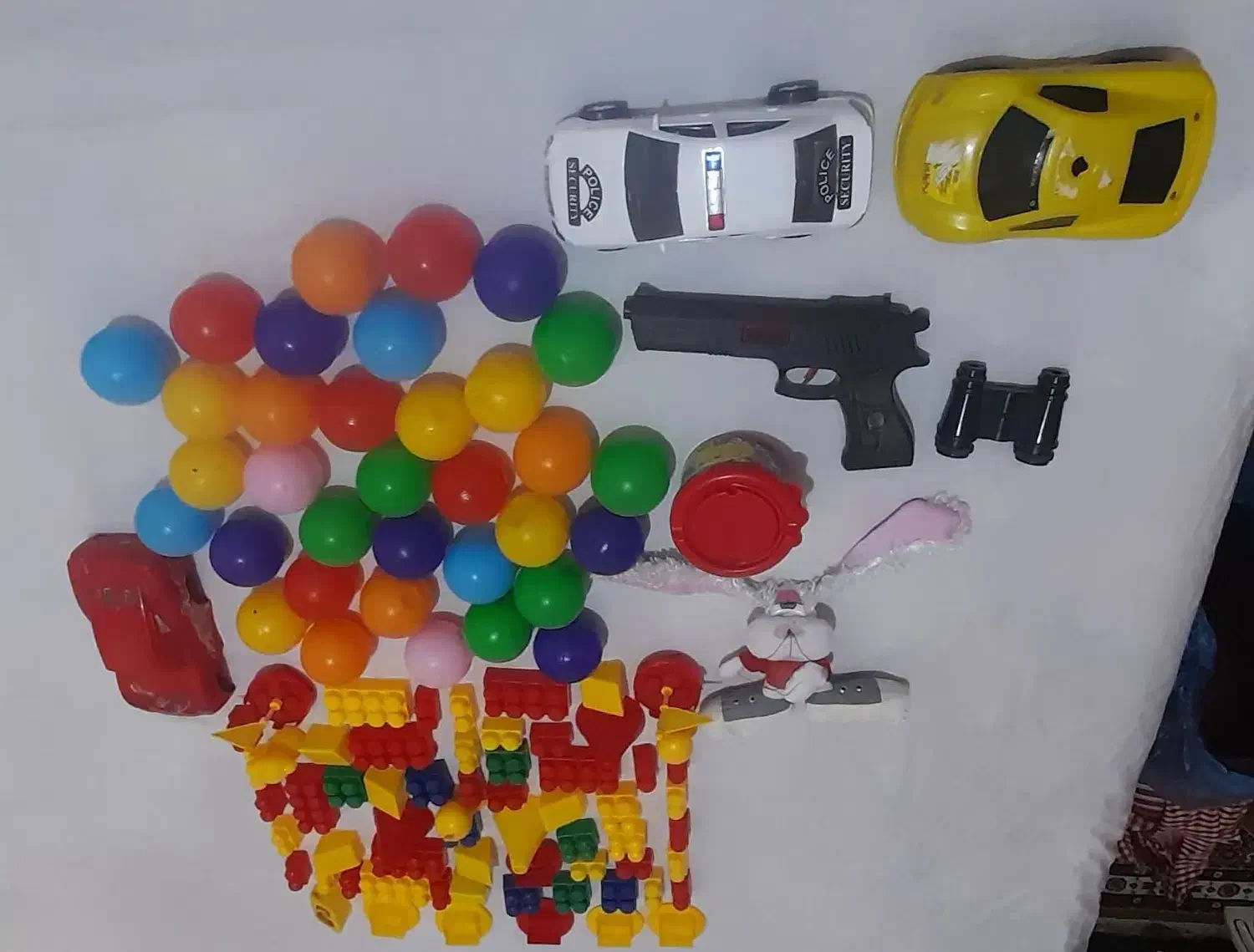 تعدادی وسیله بازی بفروش میرسد|اسباب و اثاث بچه|کرمان, |دیوار