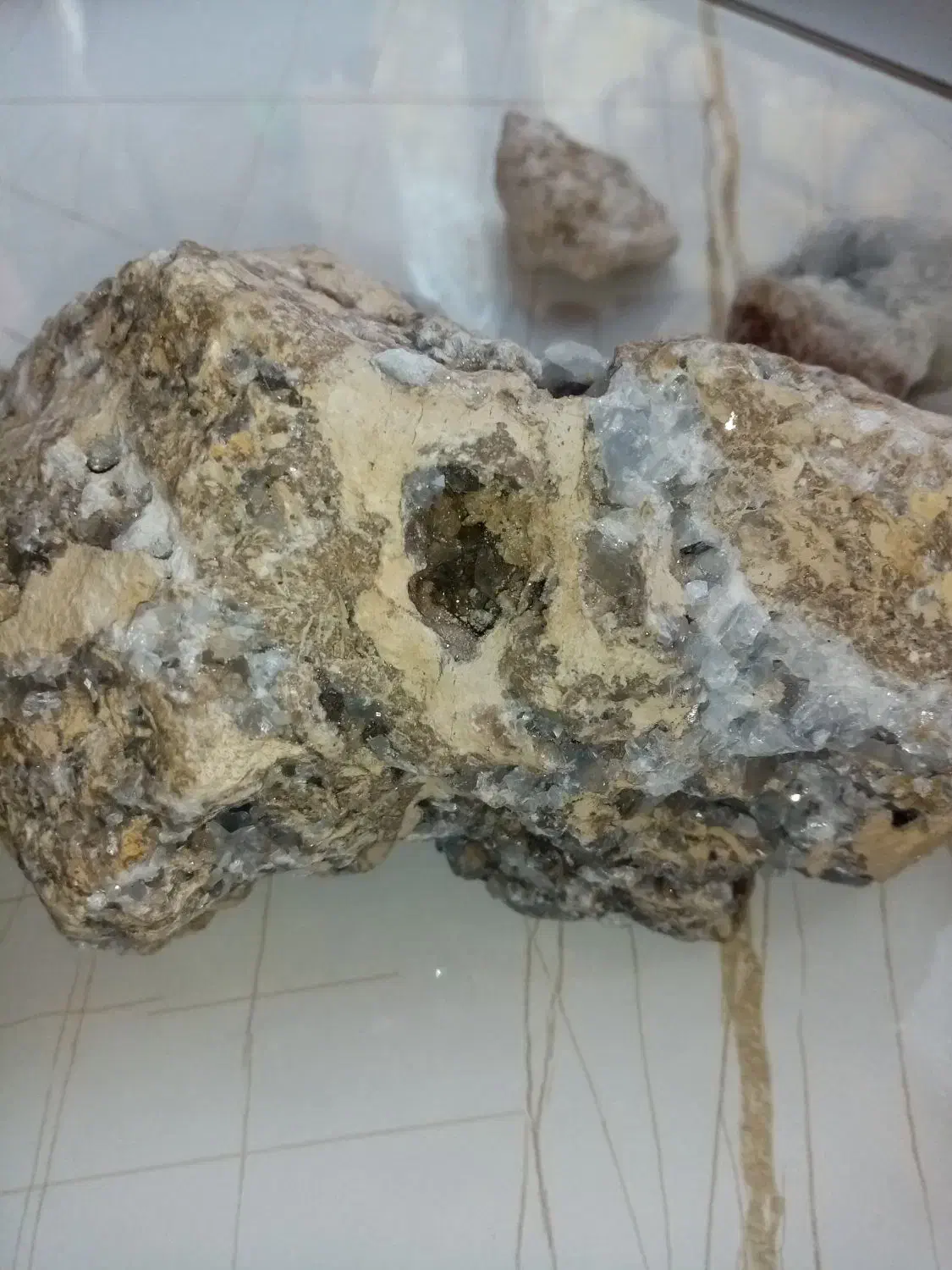 چندتا سنگ قیمتی|جواهرات|پیشوا, |دیوار