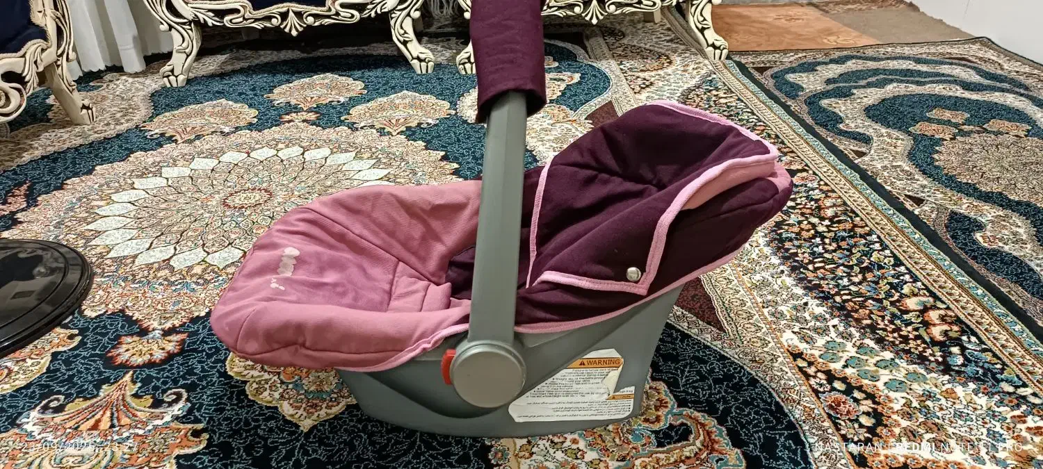 گهواره و کریر کودک|تخت و صندلی بچه|کوهسار (البرز), |دیوار