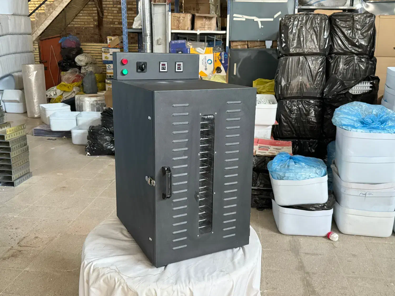 خشک‌کن ۲۴ کشو-مخصوص میوه، سبزی و گیاهان دارویی|ماشین‌آلات صنعتی|ملایر, |دیوار