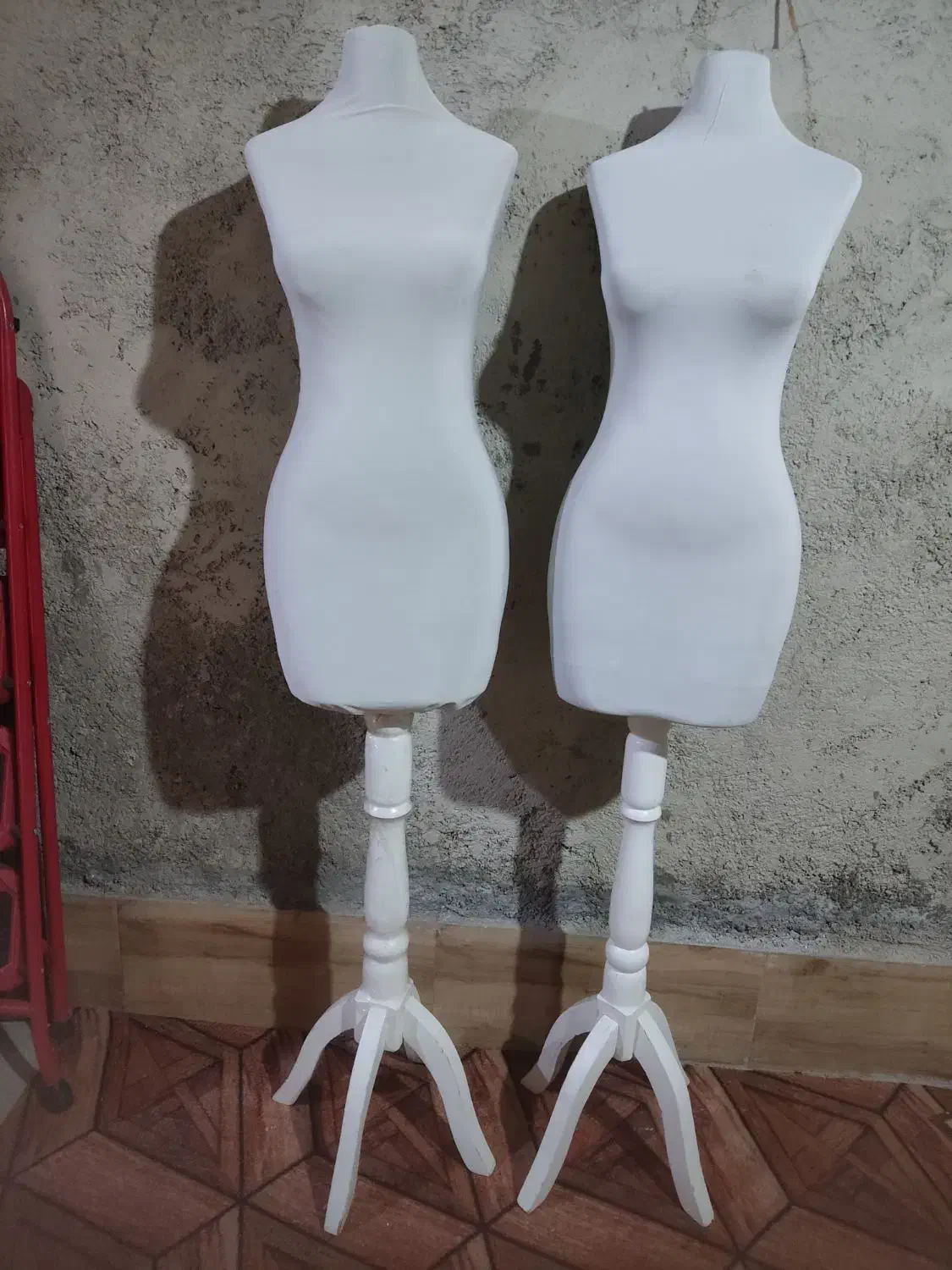 گلدان .مانکن .پارچه نمدی|گل و گیاه طبیعی|داراب, |دیوار