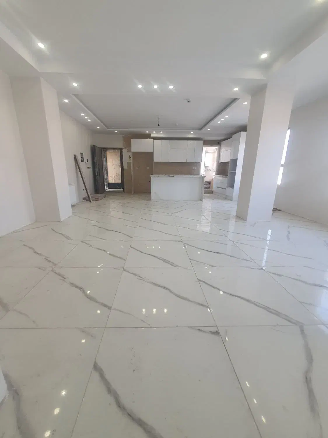 (آپارتمان ۱۰۸ متری/کلید نخورده/فول)