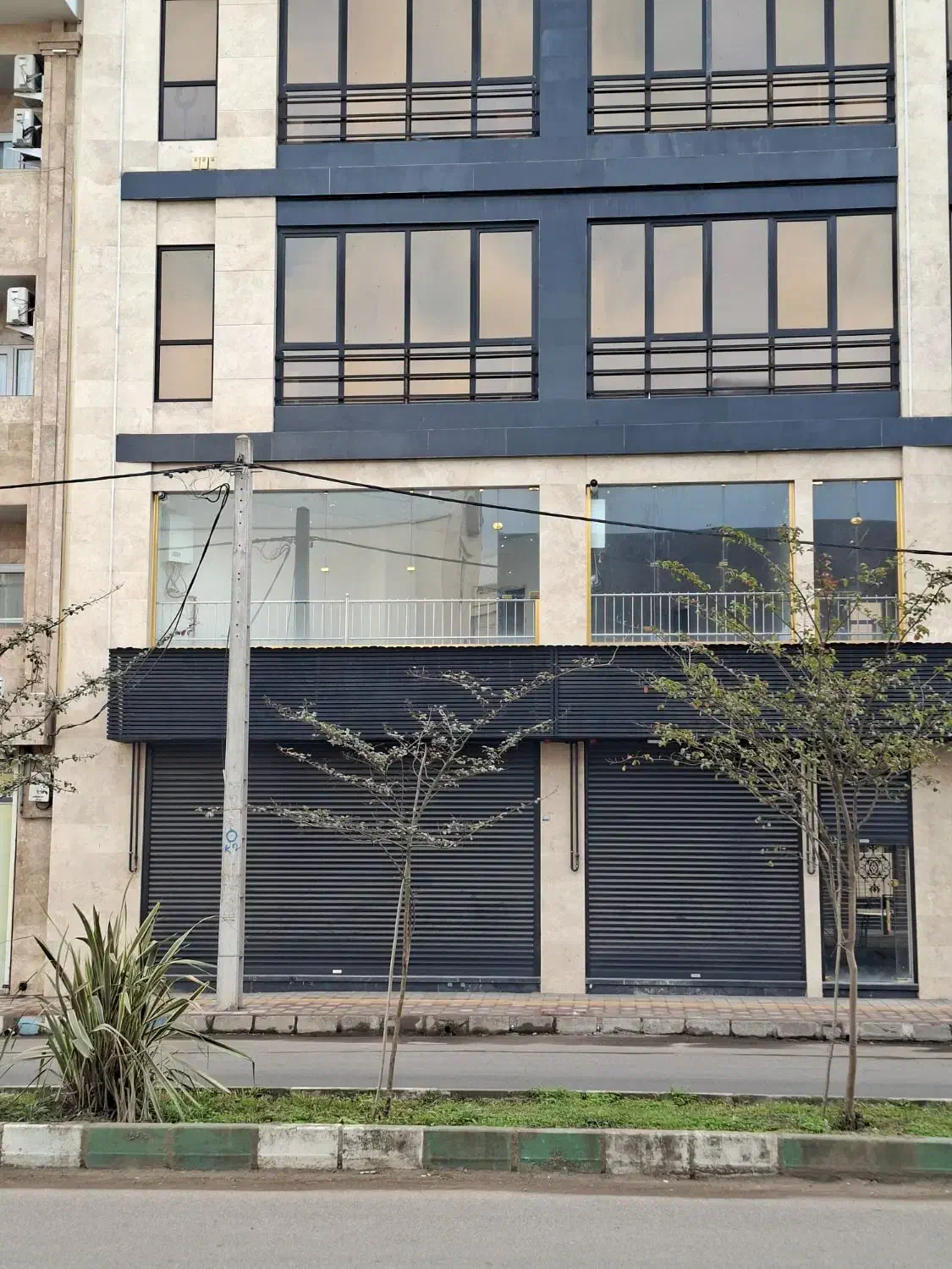 رهن یا اجاره یک باب مغازه در دیلمان، خ امام علی|اجارهٔ مغازه و غرفه|رشت, دیلمان|دیوار