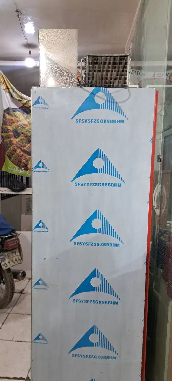 یخچال ایستاده ویترینی|فروشگاه و مغازه|قم, ولیعصر|دیوار