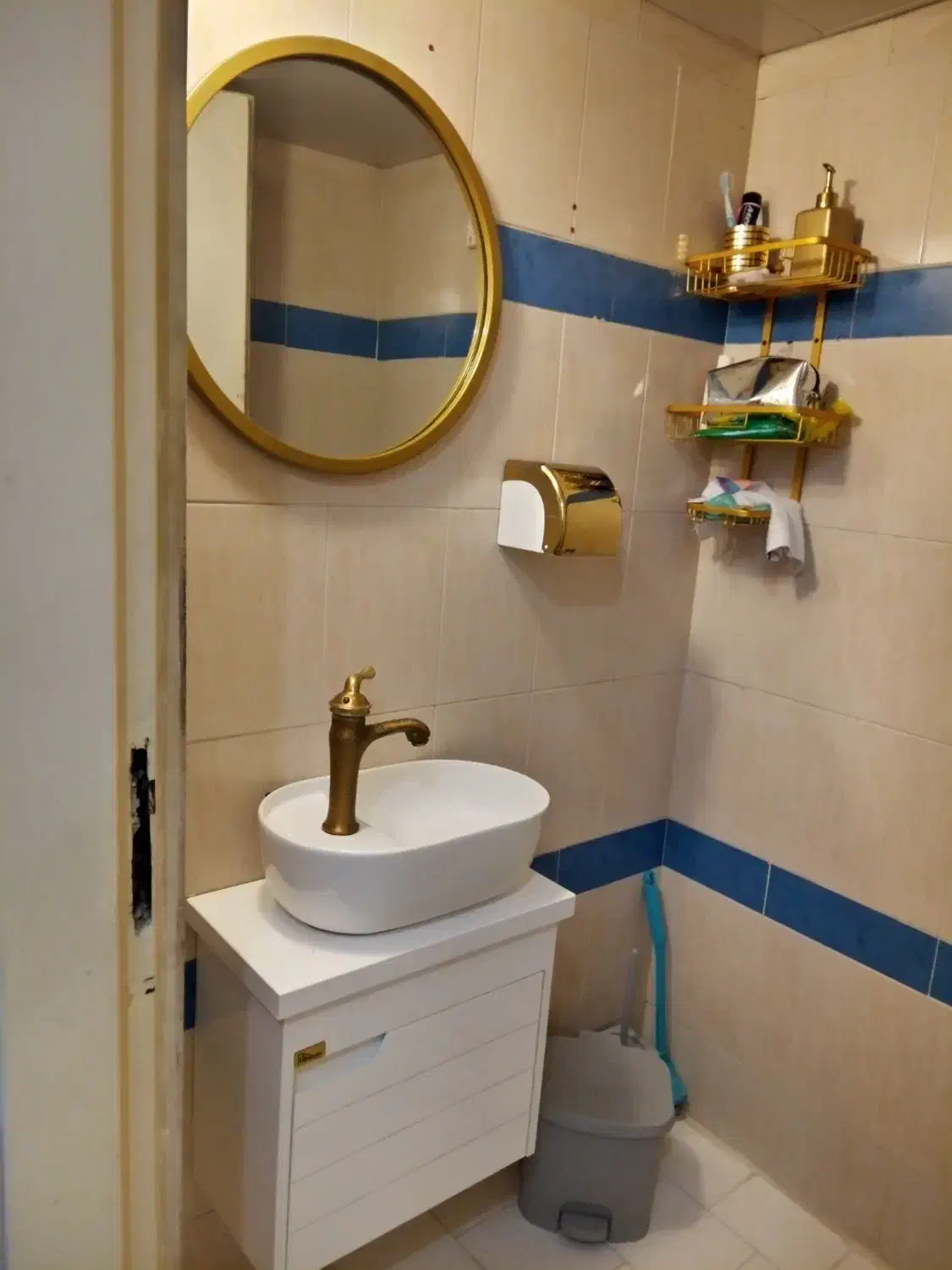 نصب توالت فرنگی و شیرالات|خدمات پیشه و مهارت|فومن, |دیوار