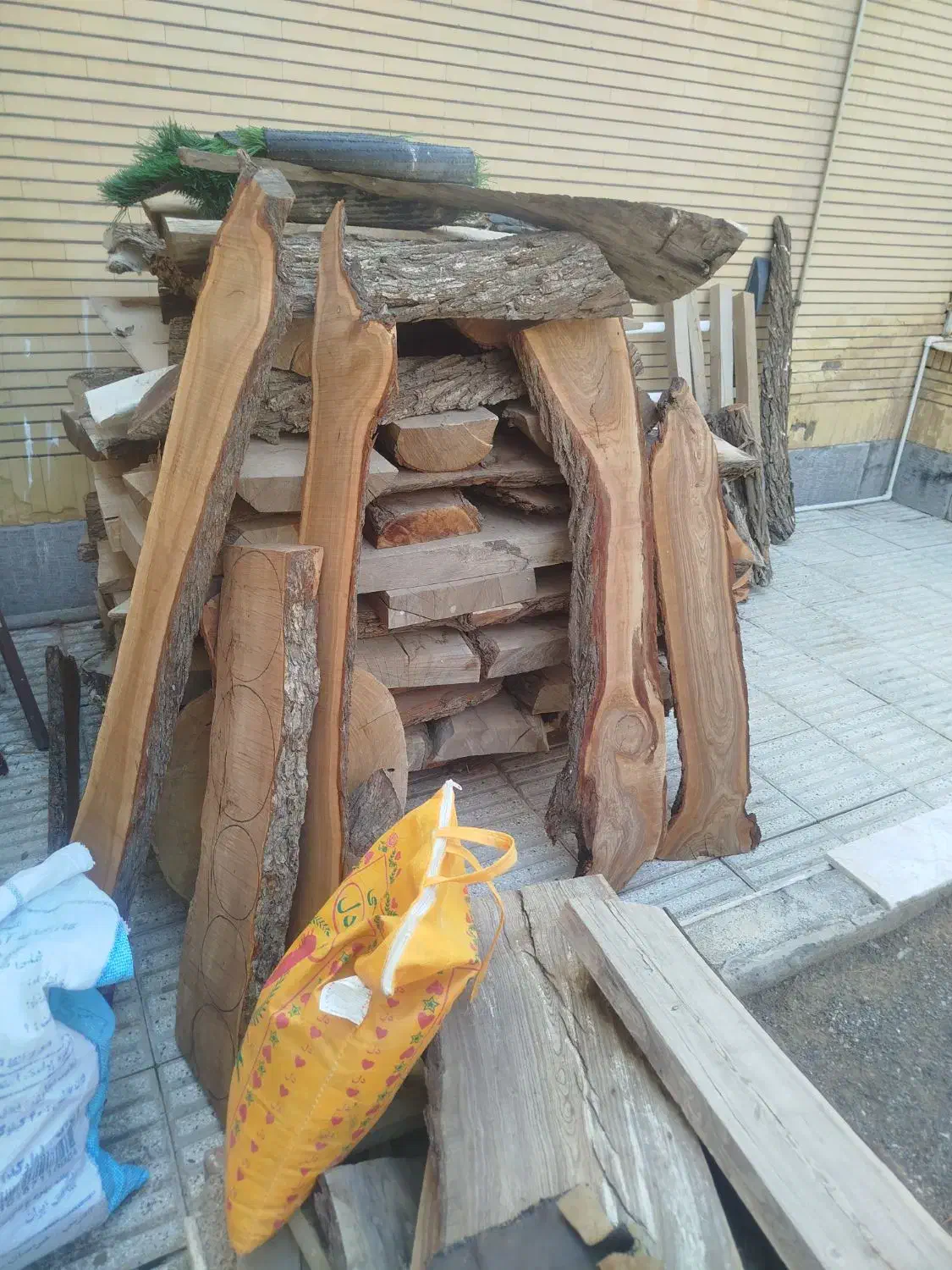 چوب گردو و گلابی خراطی. کاسه تراشی|خدمات پیشه و مهارت|سبزوار, توحیدشهر|دیوار