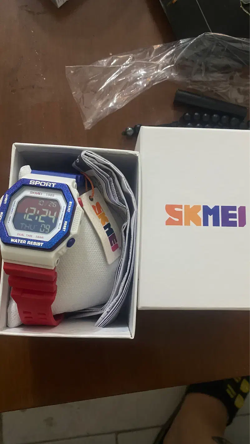 ساعت زیبا و اسپرت اسکیمی|ساعت|تهران, صادقیه|دیوار