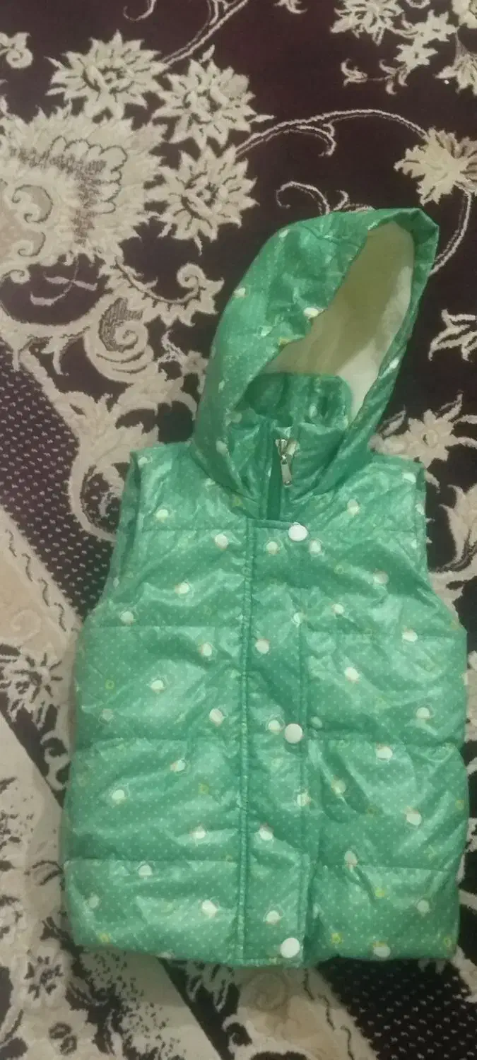 لباس بچگانه|کفش و لباس بچه|شاهین‌شهر, گزبرخوار|دیوار