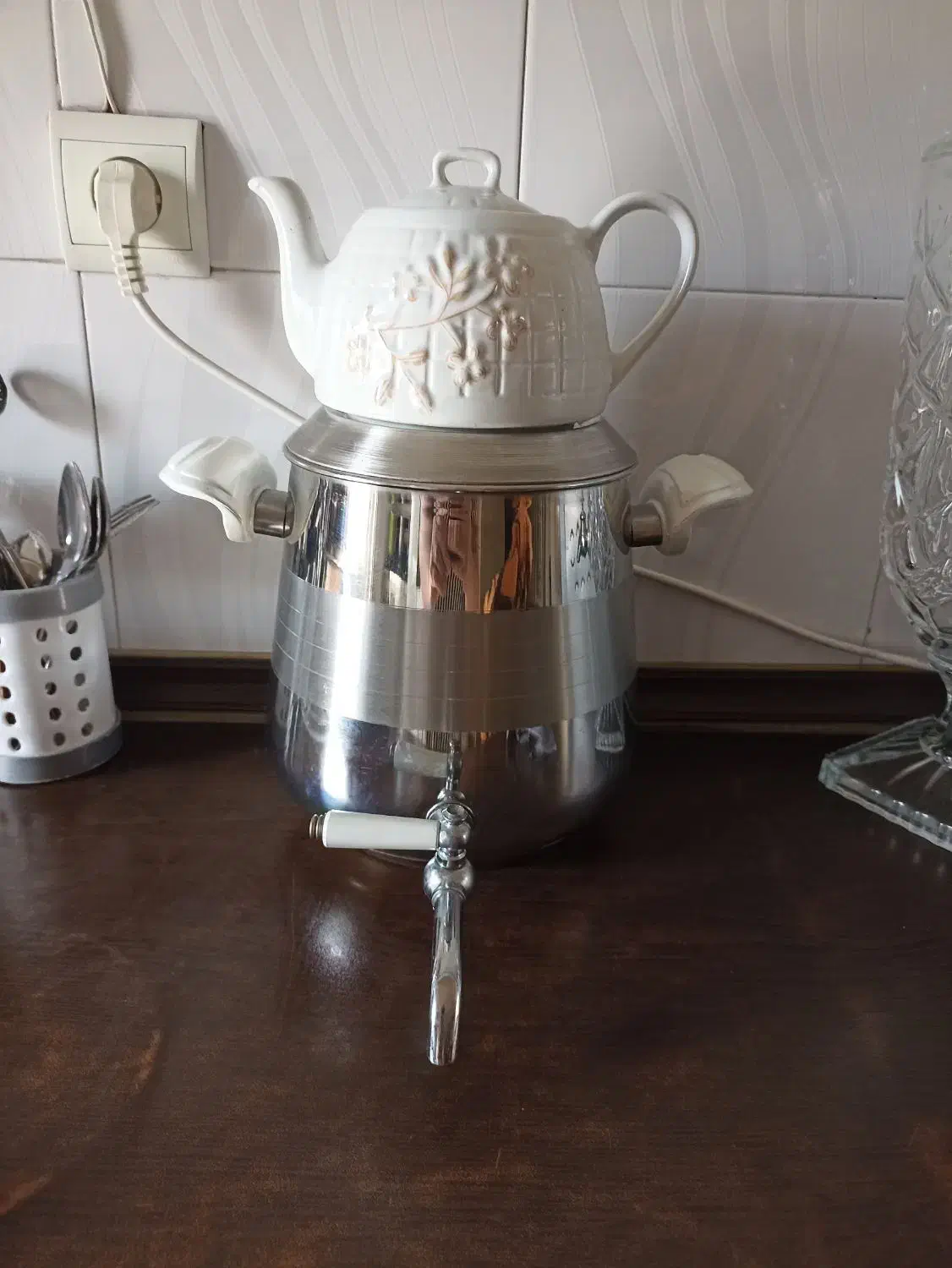 قوری کتری درحد نو چدن|قوری، کتری، قهوه‌ساز دستی|اسلام‌شهر, مسکن مهر اسلاشهر (شهرک امام خمینی)|دیوار