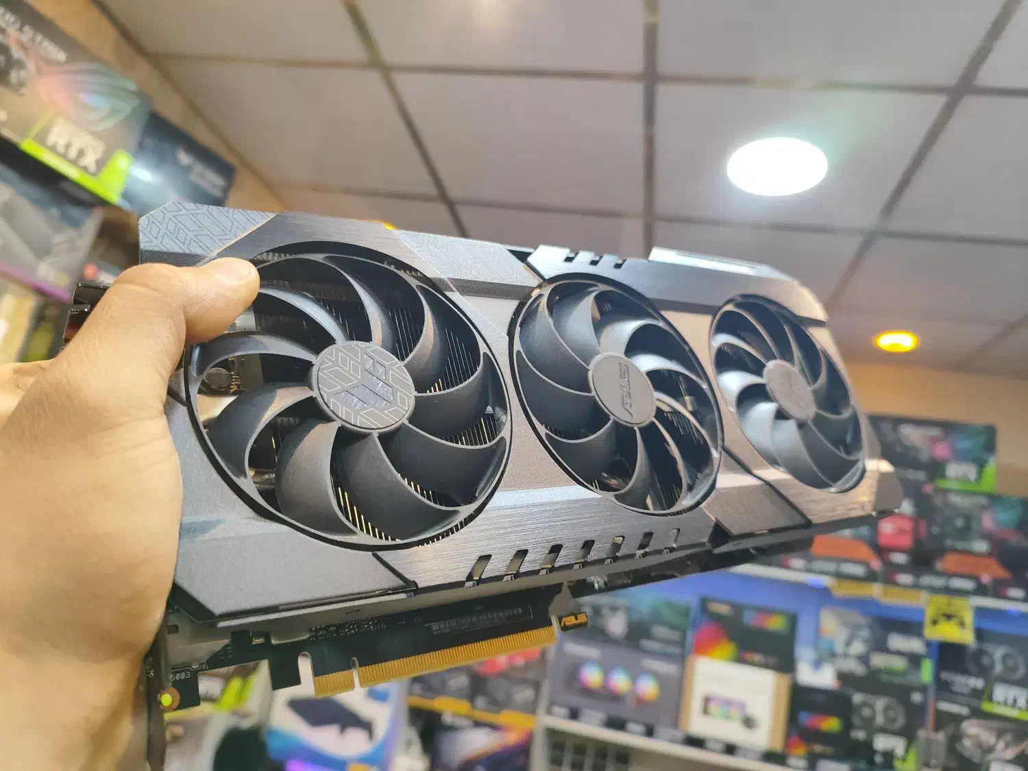 کارت گرافیک RTX 3080TI ASUS TUF کیس گیمینگ|قطعات و لوازم جانبی رایانه|تهران, شهرک پاسداران|دیوار