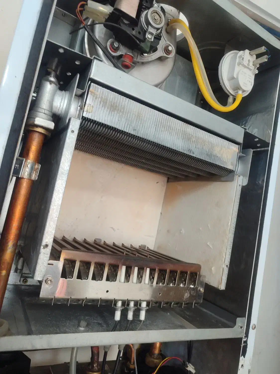 فروش .پکیج تاچی در حد|آبگرمکن، پکیج، شوفاژ|فردیس, ثابتی|دیوار