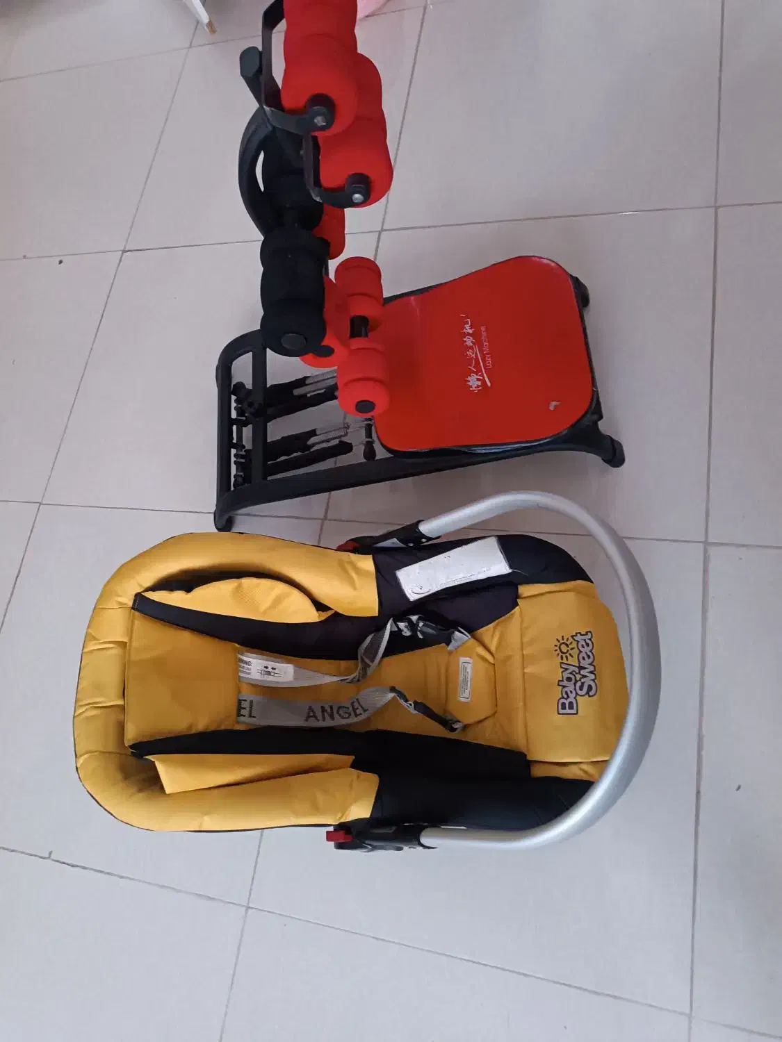 صندلی کودک و دستگاه دراز ونشست|کالسکه و لوازم جانبی|مشهد, کارمندان دوم|دیوار